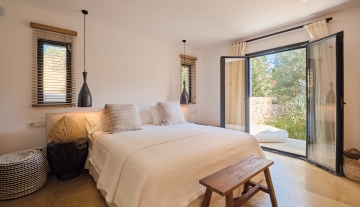 Resa Estates finca campo san jose Ibiza bedroom 3.jpg